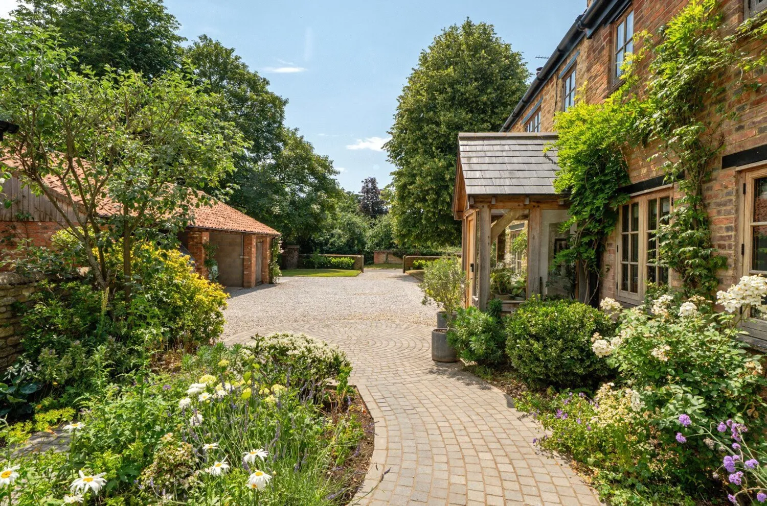Carpenters Yard, Orlingbury, NN14 photo 19