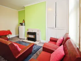 Hessle Terrace, Leeds thumb 3
