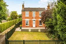 Bath Road, Stroud, GL5 photo 1