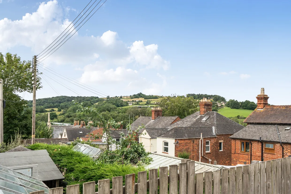 Bath Road, Stroud, GL5 photo 2
