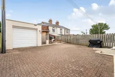Bath Road, Stroud, GL5 photo 8