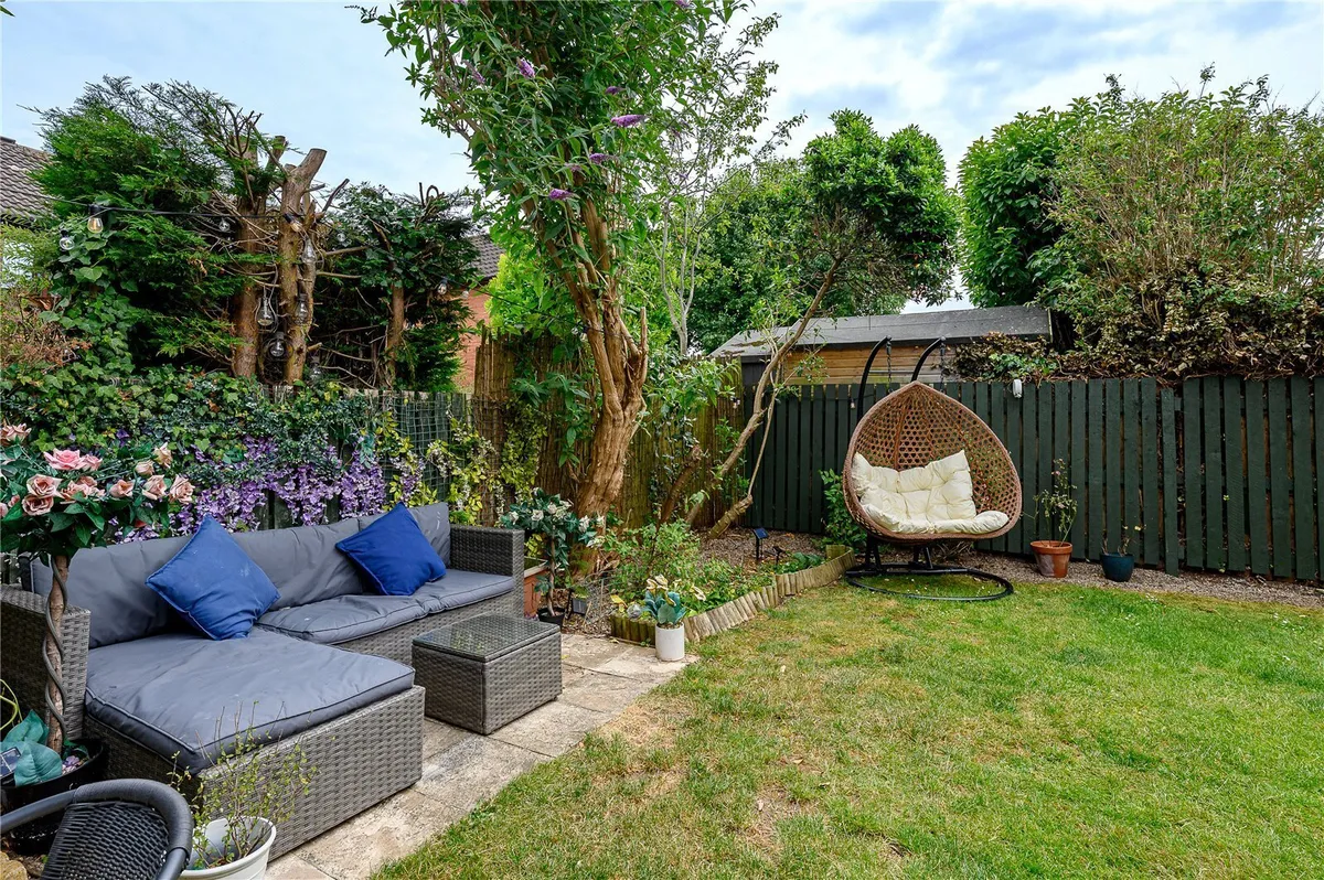 Glebe Field Drive, Wetherby, LS22