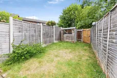 Hilmanton, Lower Earley, Reading