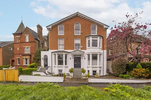Crooked Billet Wimbledon Village SW19