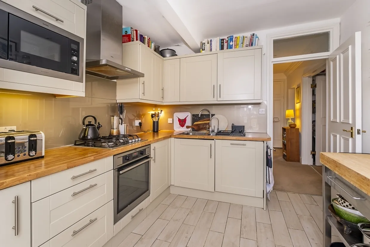 Crooked Billet Wimbledon Village SW19 photo 3