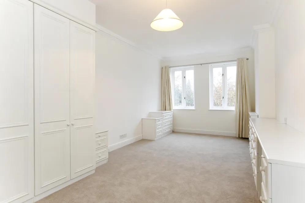 Wimbledon Hill Road, SW19 photo 4