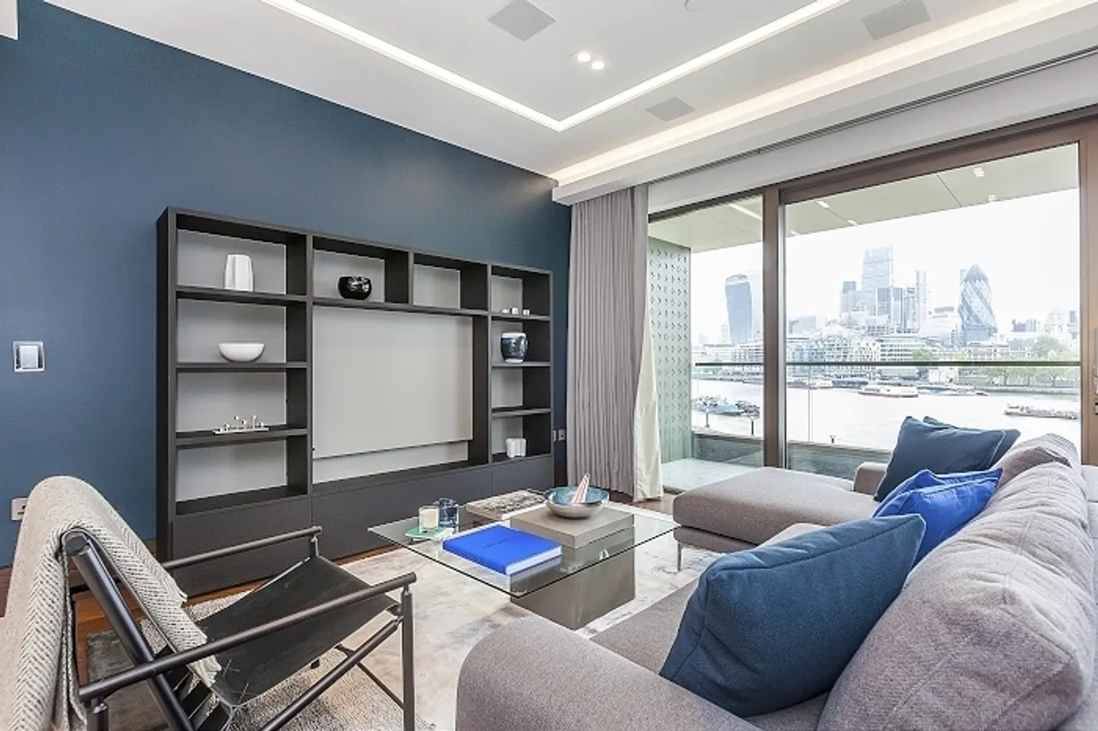 Blenheim House Crown Square SE1 photo 6