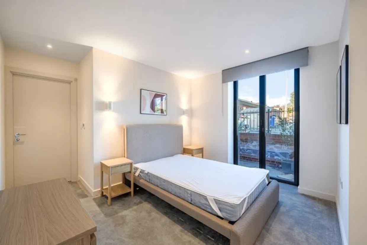 Voss Court London SW16 photo 5
