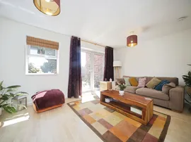 Gaunton Close, TAUNTON thumb 3