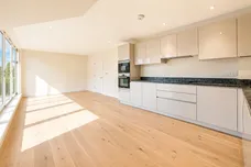 Courland Grove, Stockwell