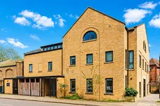 Courland Grove, Stockwell