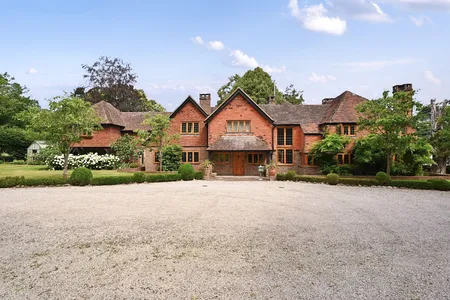 Copthorne Road, Felbridge, RH19