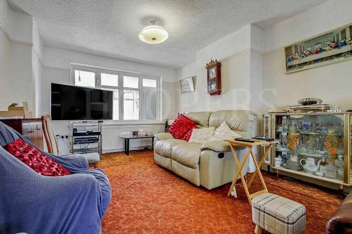 North Circular Road, London, NW2