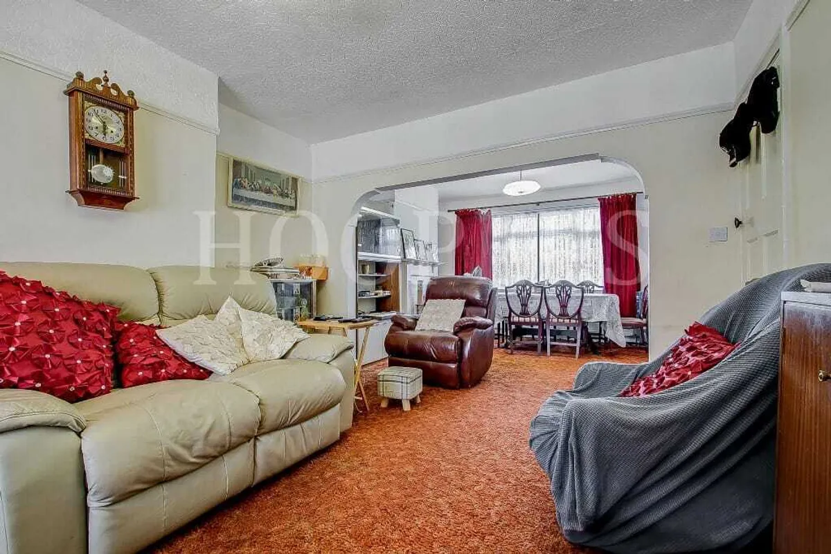 North Circular Road, London, NW2
