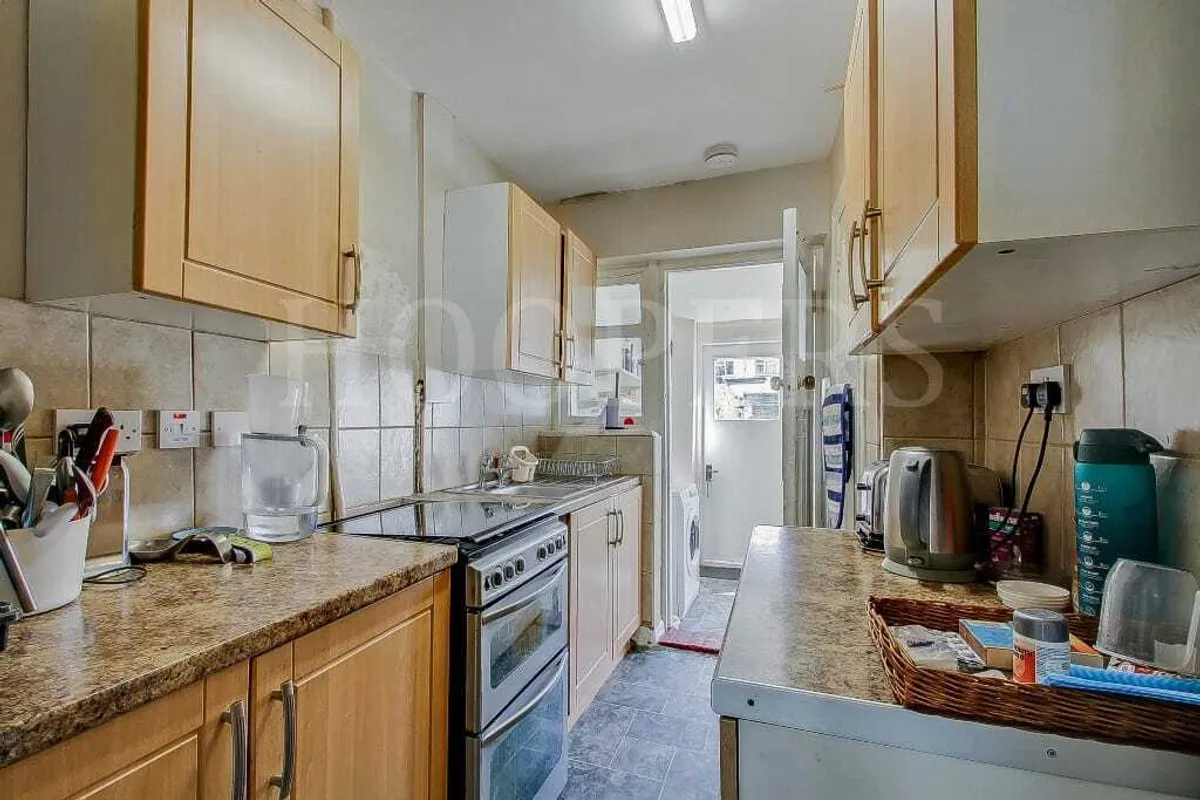 North Circular Road, London, NW2