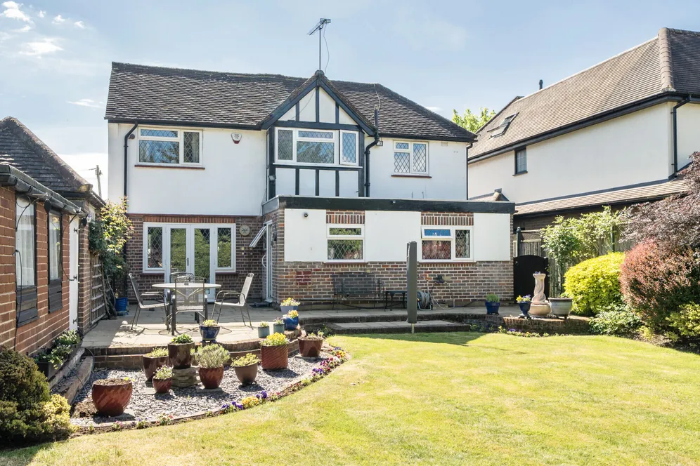 The Gardens, Watford, WD17 photo 13