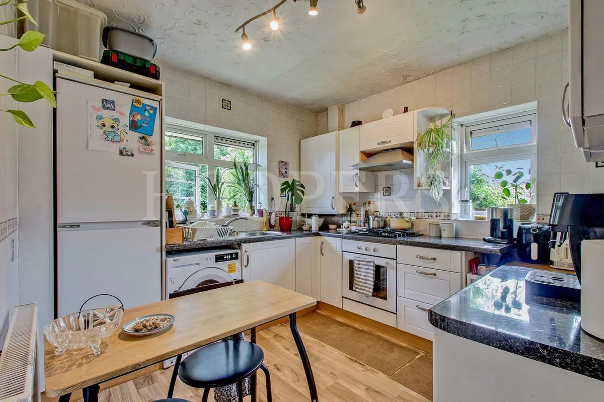 Birchen Grove, London, NW9