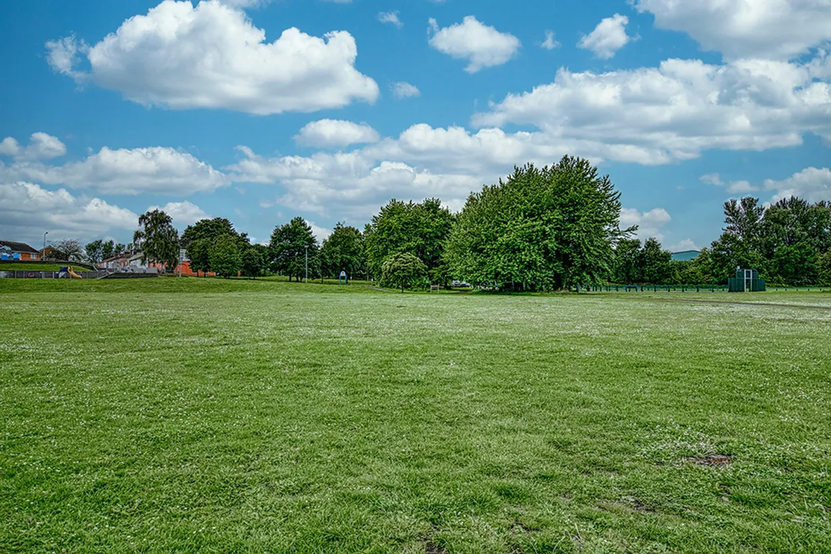 Upper Mersey Road, Widnes, WA8