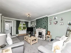 Scarborough Lane, Tingley, Wakefield thumb 3