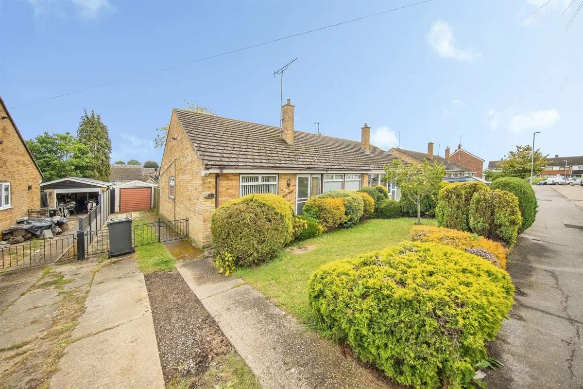 Holcombe Crescent, Ipswich