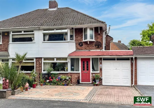 Aintree Road, Fordhouses