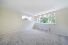 Cedar Close, Epsom, KT17 photo 3