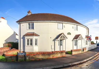 Chapel Croft, Chipperfield, WD4
