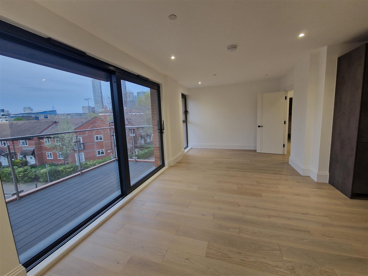 351a Rotherhithe Street, London,, Isle of Dogs, London Image 2