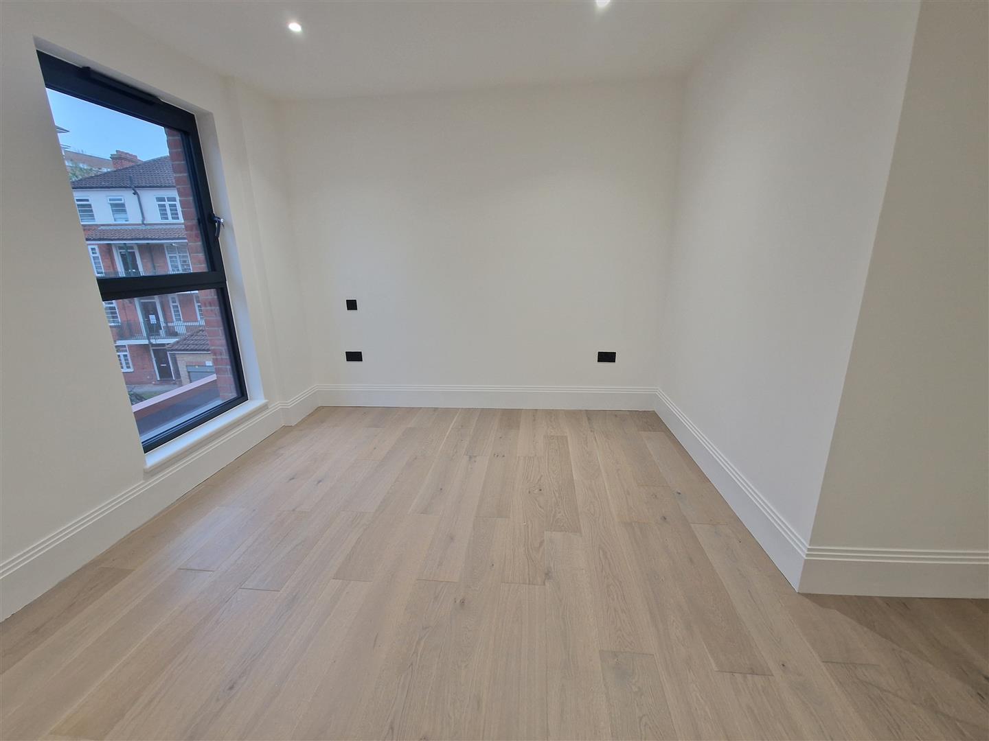 351a Rotherhithe Street, London,, Isle of Dogs, London Image 4