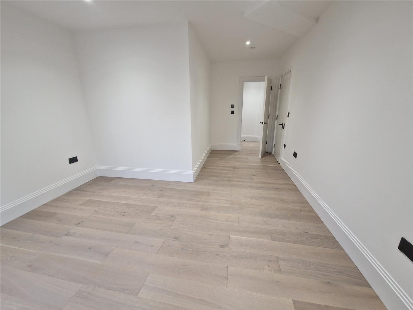 351a Rotherhithe Street, London,, Isle of Dogs, London Image 6