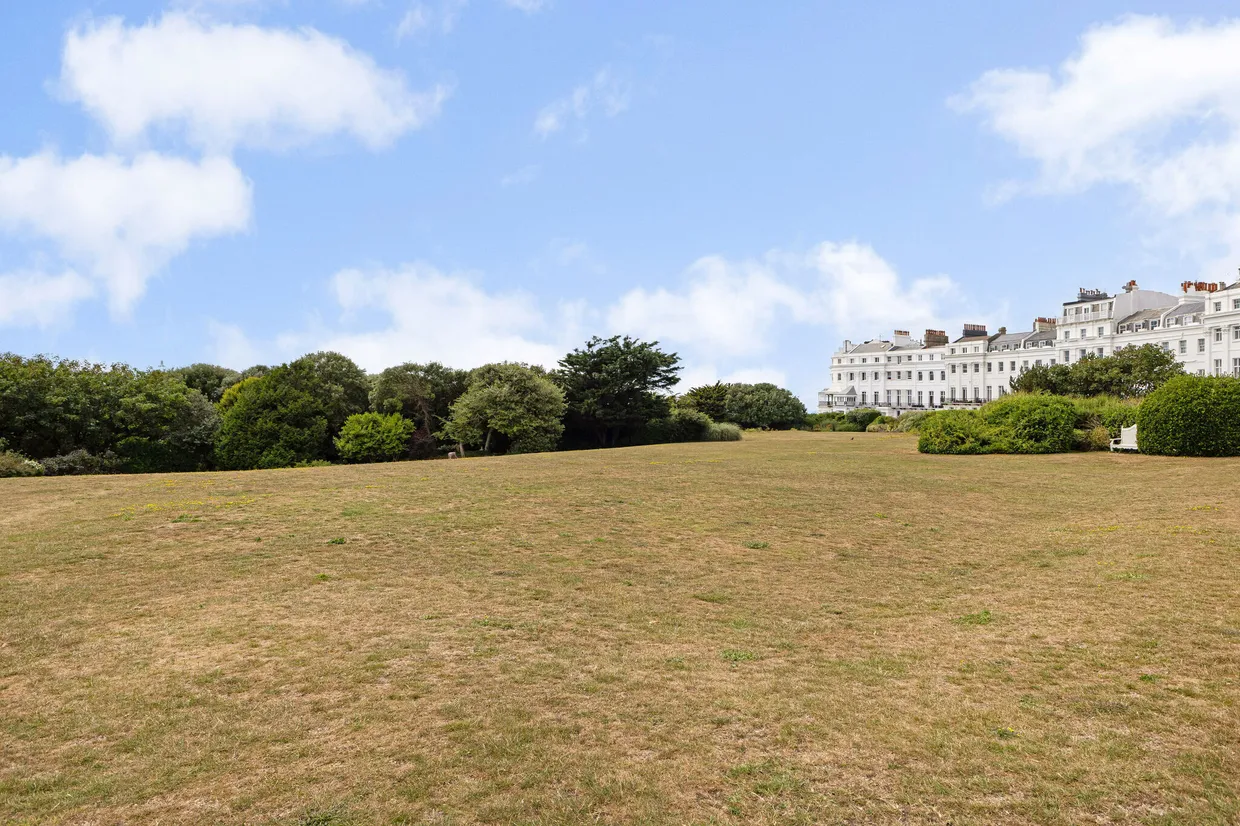 Sussex Square, Brighton, BN2 photo 24