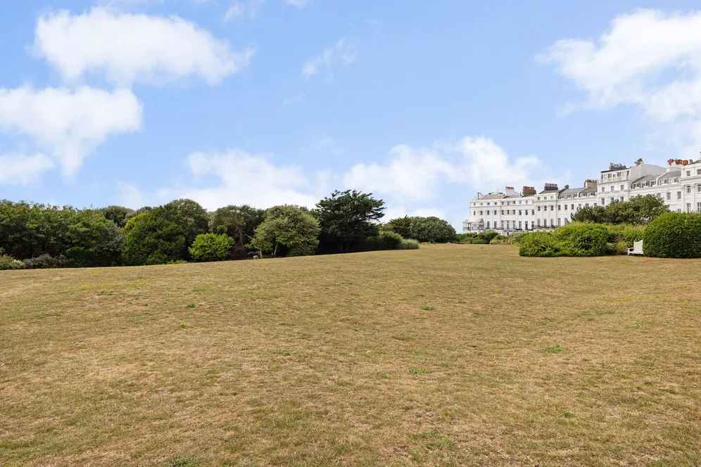 Sussex Square, Brighton, BN2 photo 24