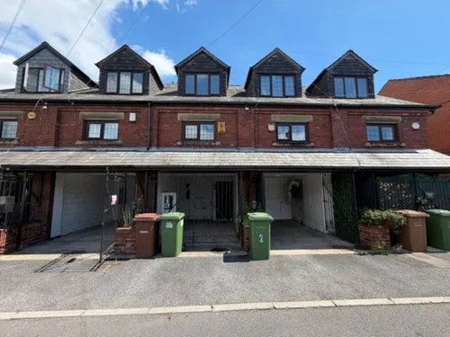 Chappel Mews, Normantonphoto