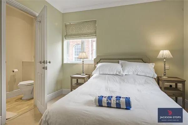 The Avenue, Newmarket, CB8 photo 11