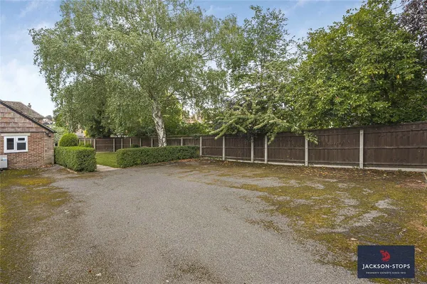 The Avenue, Newmarket, CB8 photo 15