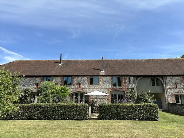 East Dean, Chichester, PO18 photo 1