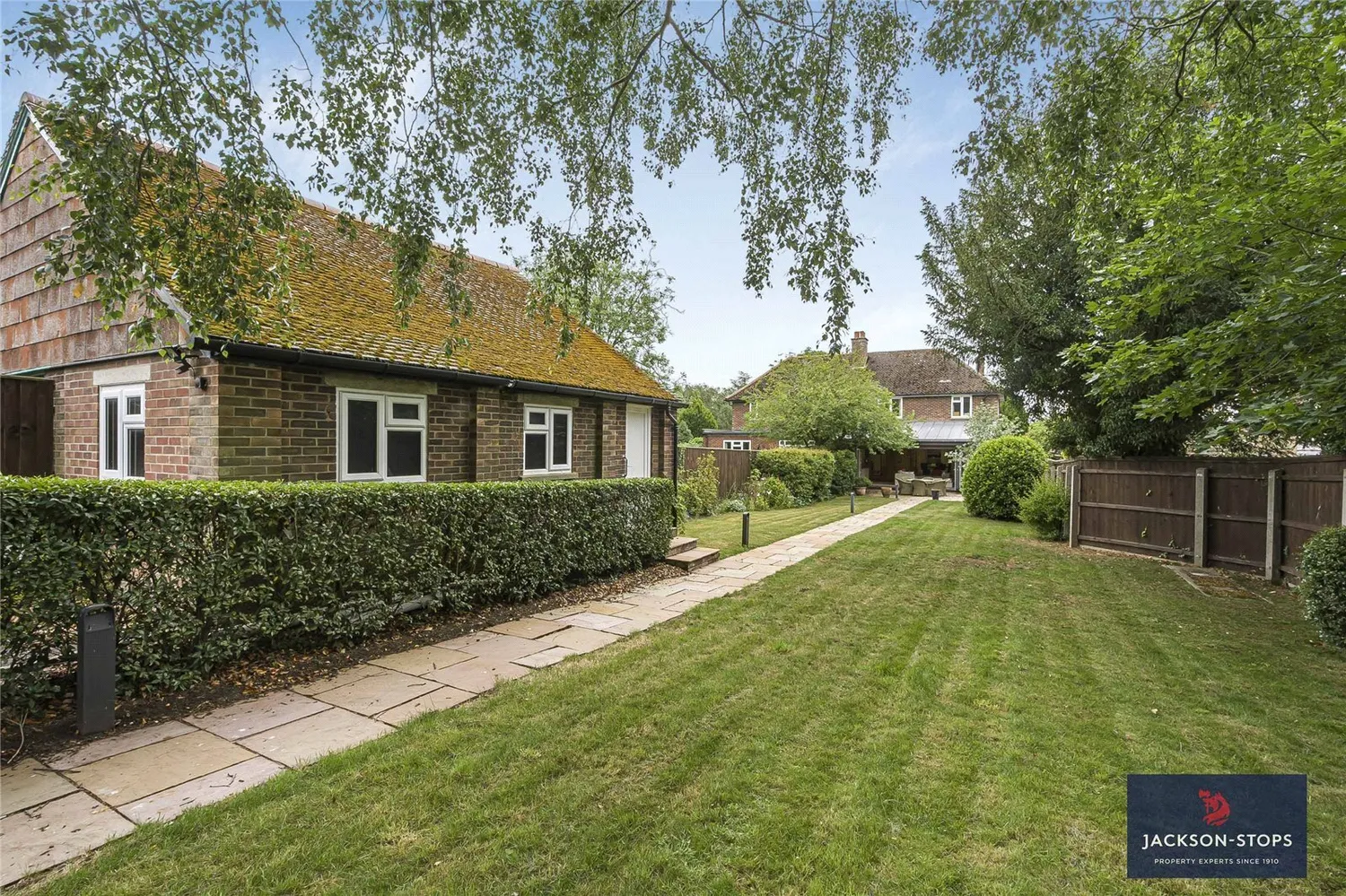 The Avenue, Newmarket, CB8 photo 16