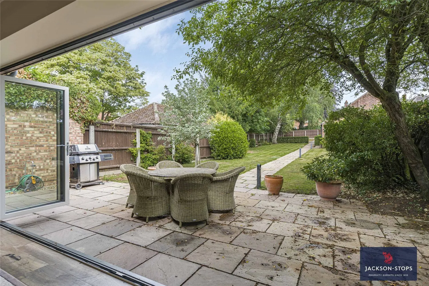 The Avenue, Newmarket, CB8 photo 19