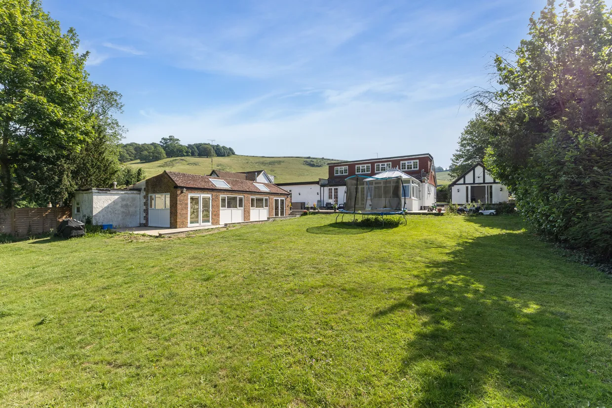 Slines Oak Road, Caterham, CR3 photo 20