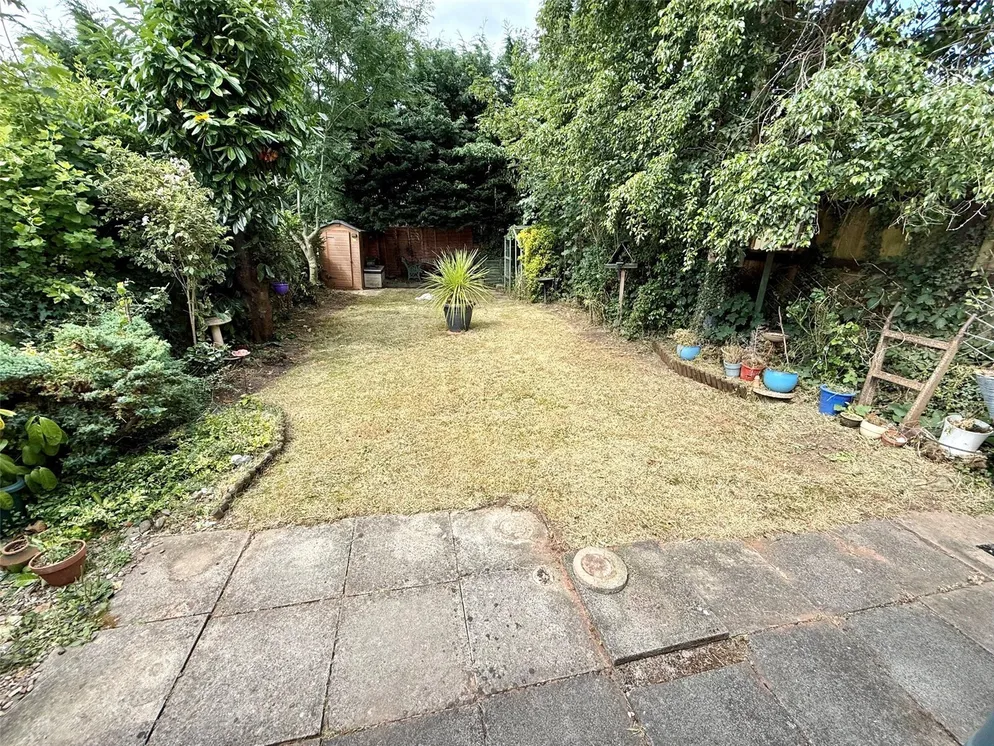 Property carousel item 11