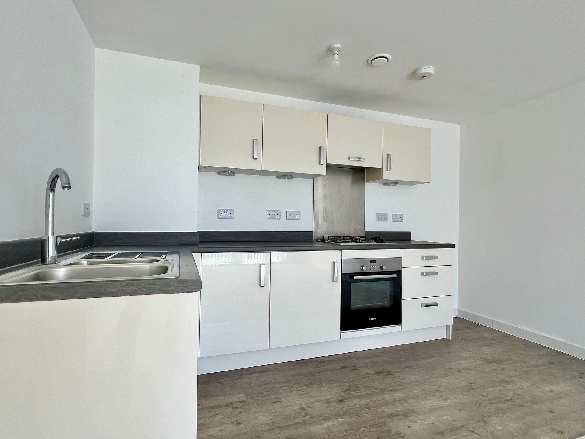 Cunningham Court, Taunton - NO onward chain! Image 10