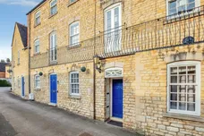 All Saints Mews, STAMFORD