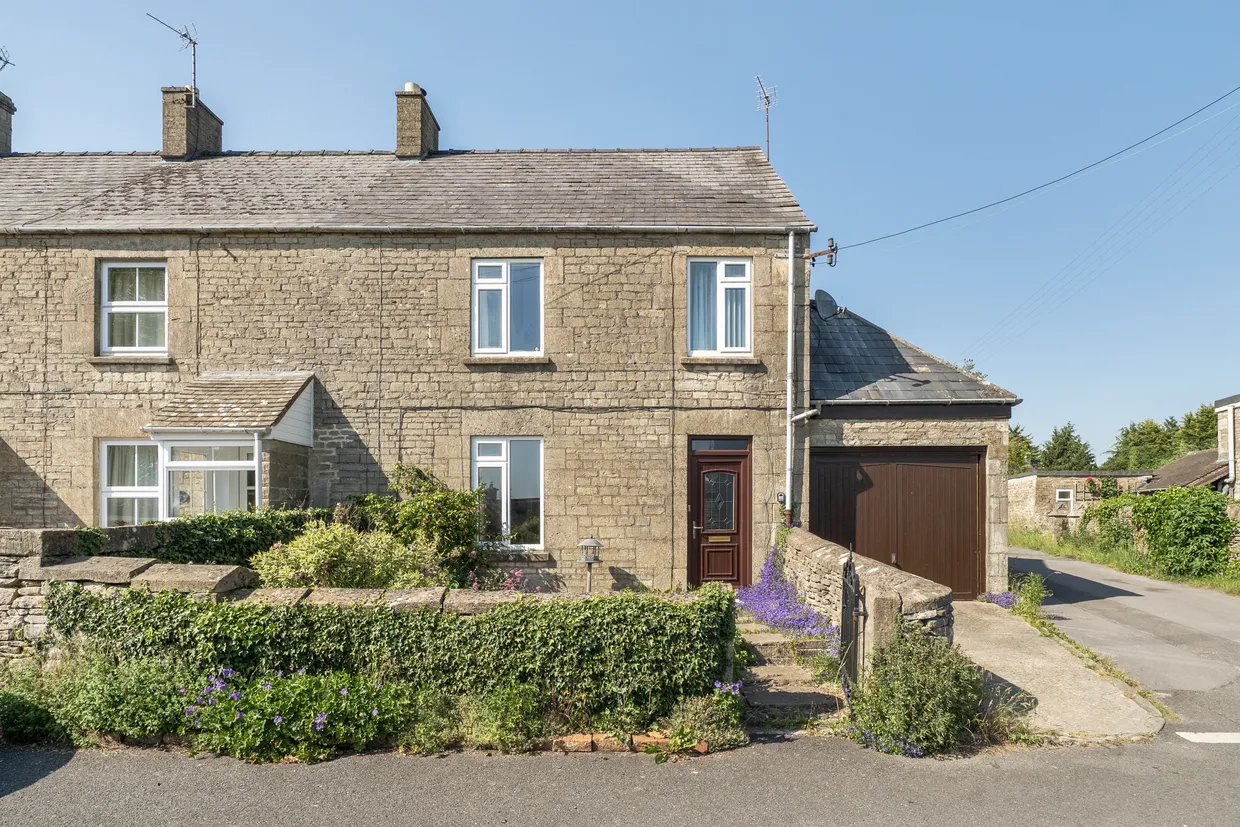 Brownshill, Stroud, GL6 photo 1