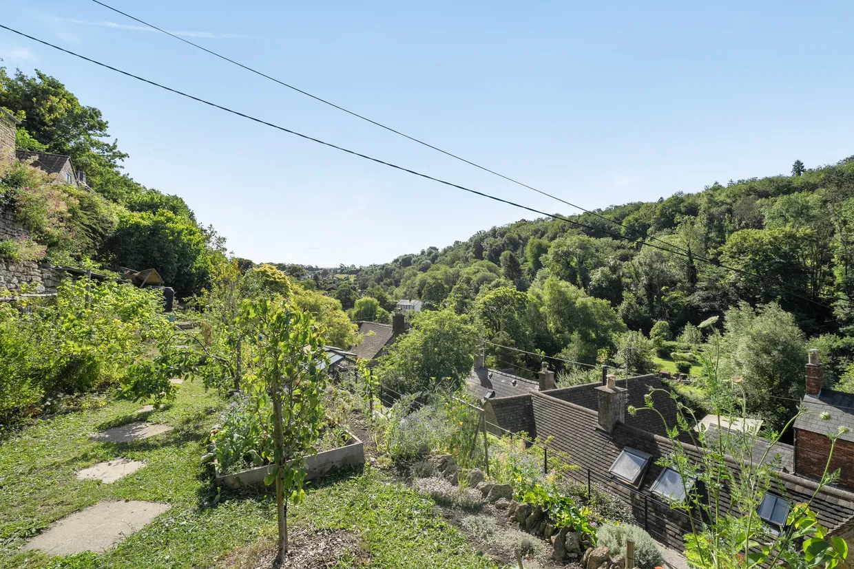 High Street, Chalford, GL6 photo 2