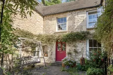 High Street, Chalford, GL6 photo 22