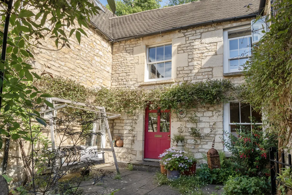 High Street, Chalford, GL6 photo 22