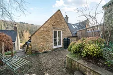 High Street, Chalford, GL6 photo 31