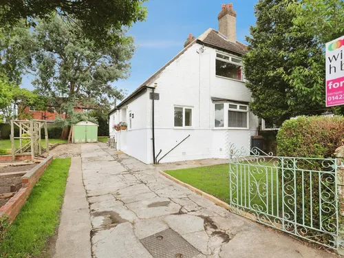 Greenfields Drive, Harrogatephoto