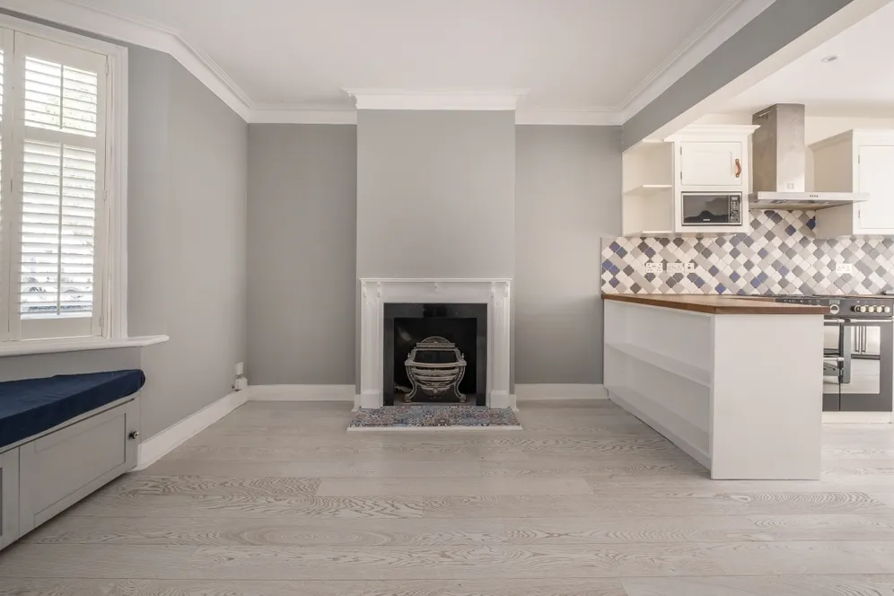 Rosslyn Avenue London SW13 photo 2