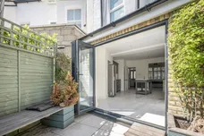 Rosslyn Avenue London SW13 photo 3
